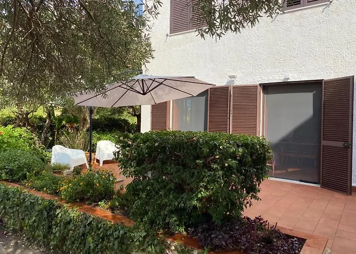 Al Mare Con Giardino E Parcheggio Privato Holiday home